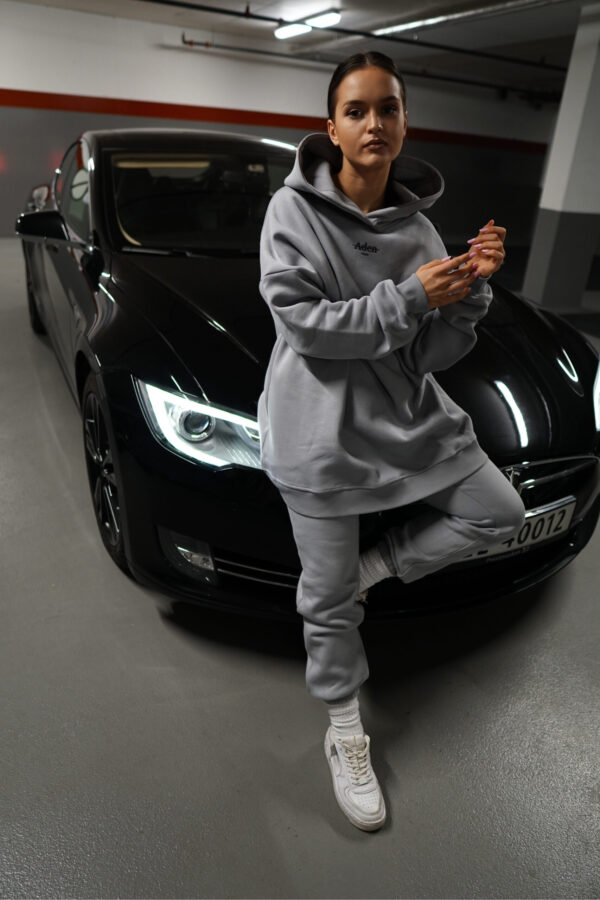 Baggy grey suit